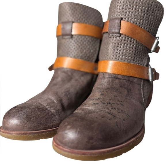 Sofft Baywood Ankle Boots Womens 7M Brown Tan Leather Buckle Moto Straps Zip Up - Picture 3 of 16